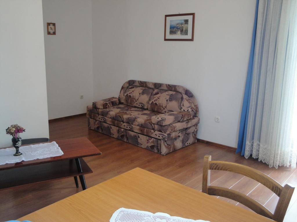Apartments Skender Cizici Bilik gambar